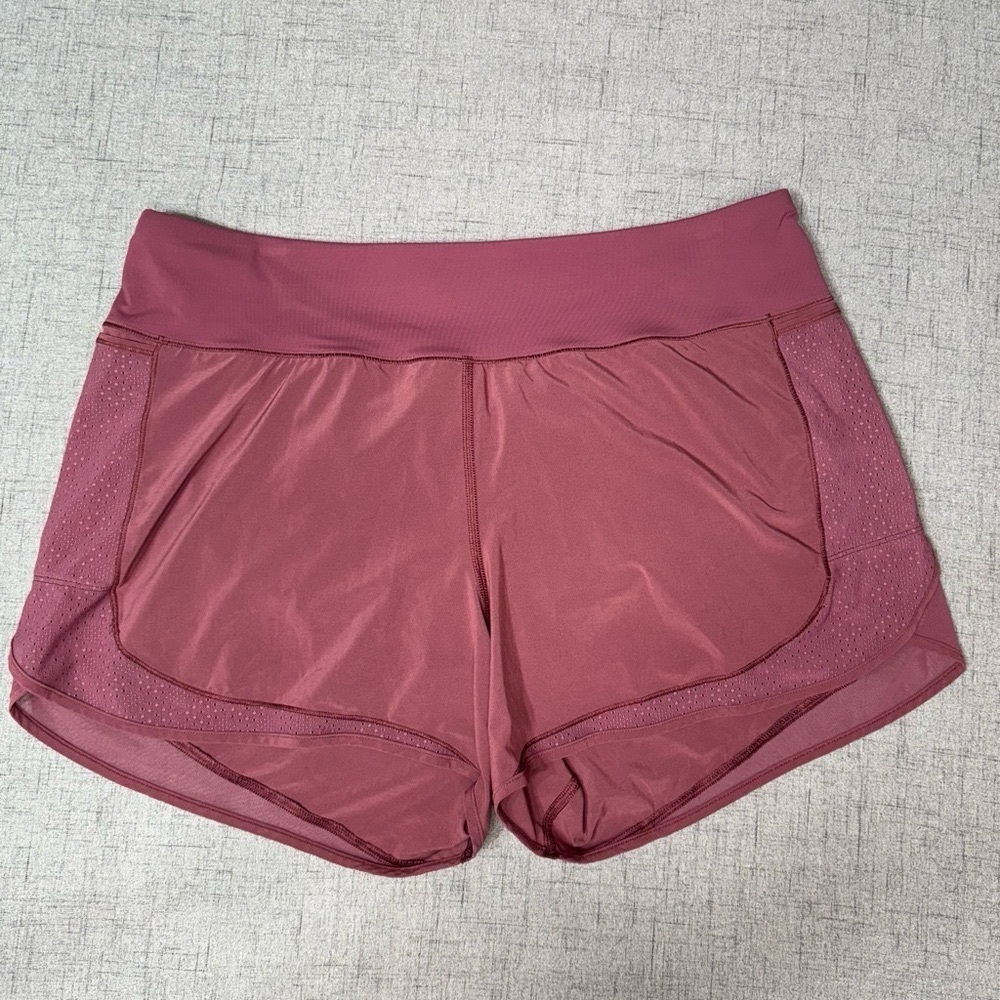 Lululemon Over & Above High Rise Train Short in Misty Merlot Size 12 - Picture 4 of 10